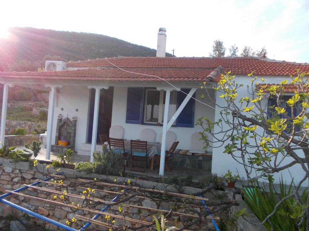 Mourtero House Villa Kalamakia Room photo